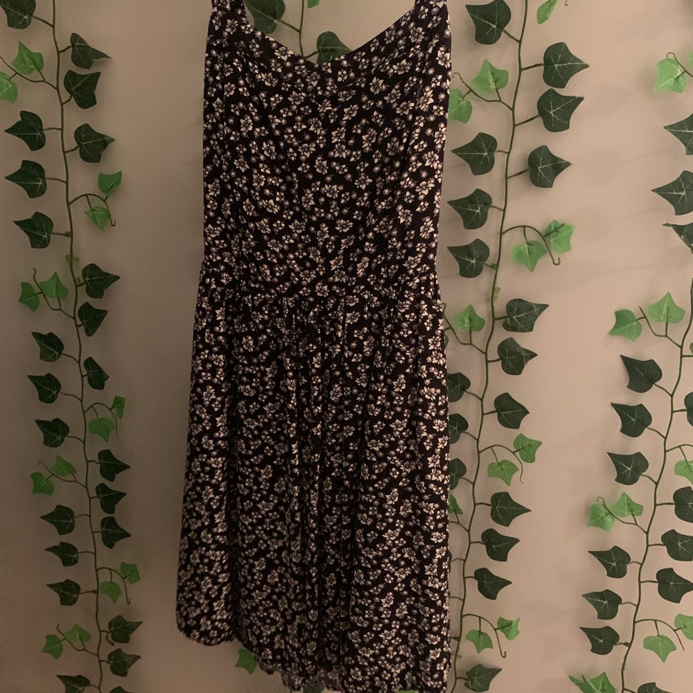 garage black and white flower dress